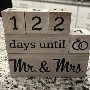 Wedding countdown block set
